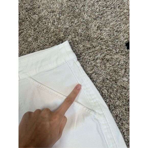 spanx women’s size large Stretch Twill Shorts, 6" pure white pull on slimming - Picture 10 of 15